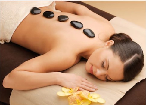 Hot stone therapy melts away tension-Daily Health Massage